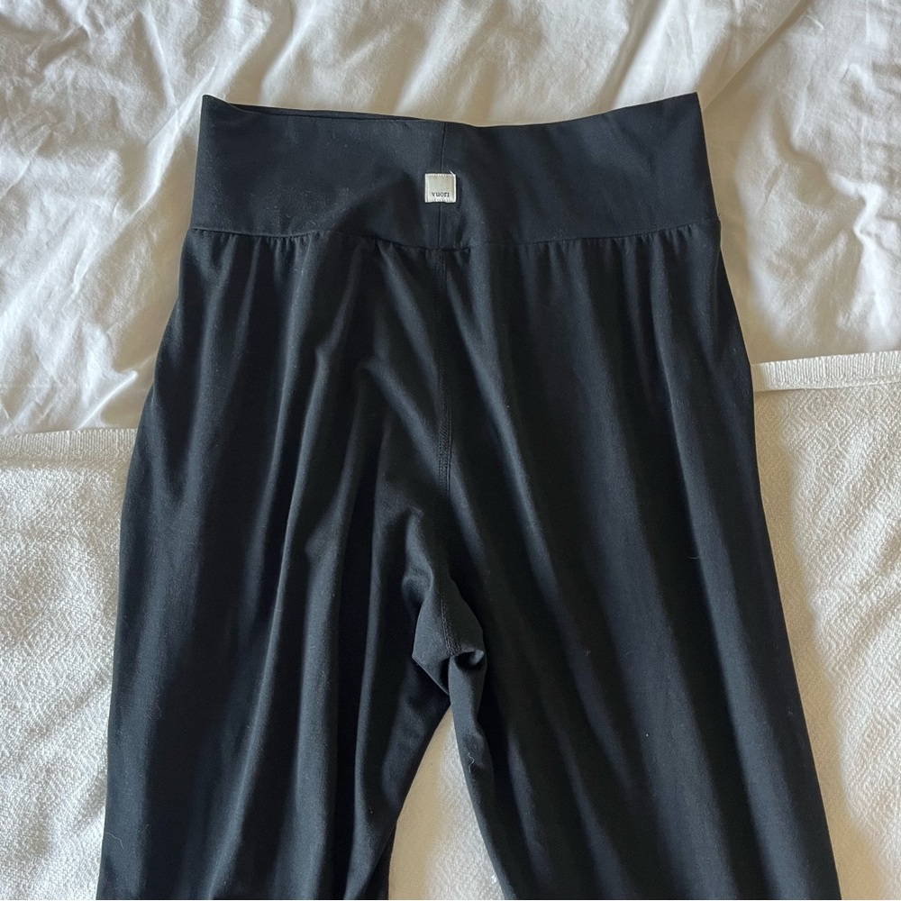 Vuori Black Women's Lux At Ease Joggers Pants XS